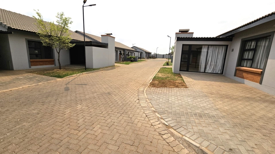1 Bedroom Property for Sale in Melodie North West